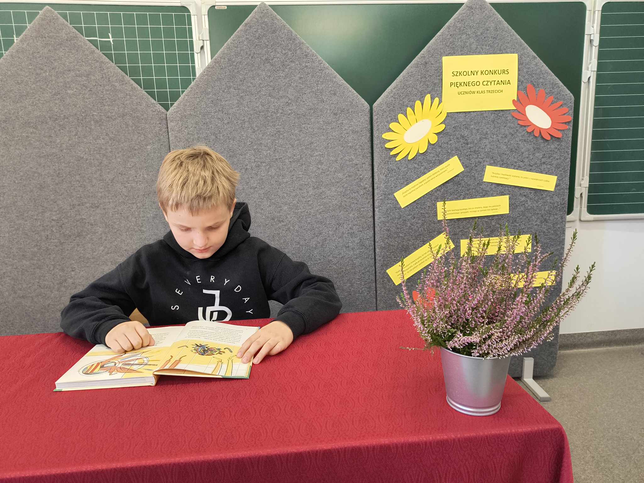 Biblioteka 2024 - Szkolny Konkurs Pi�knego Czytania Uczni�w Klas Trzecich