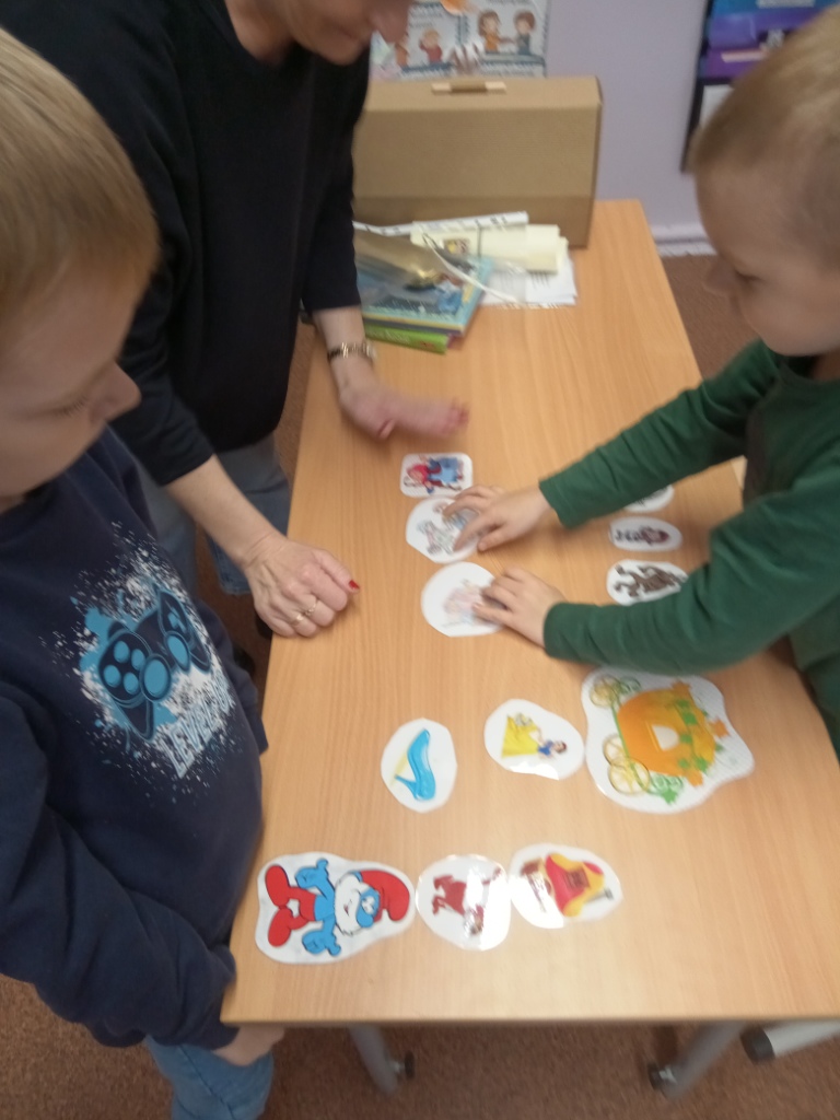 Biblioteka 2024 - Mi�dzynarodowy Dzie� Postaci z Bajek
