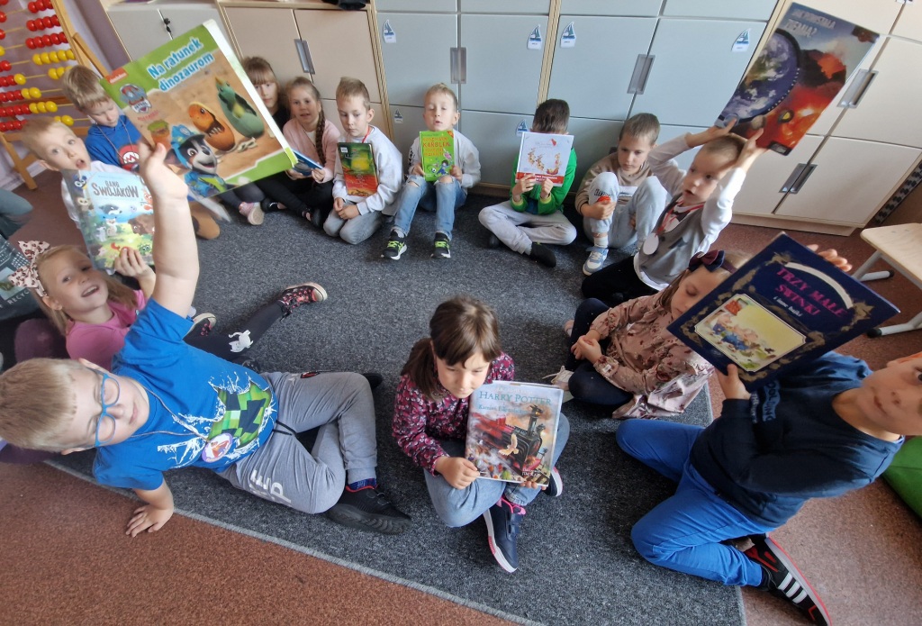 Biblioteka 2024 - Og�lnopolski Dzie� G�o�nego Czytania
