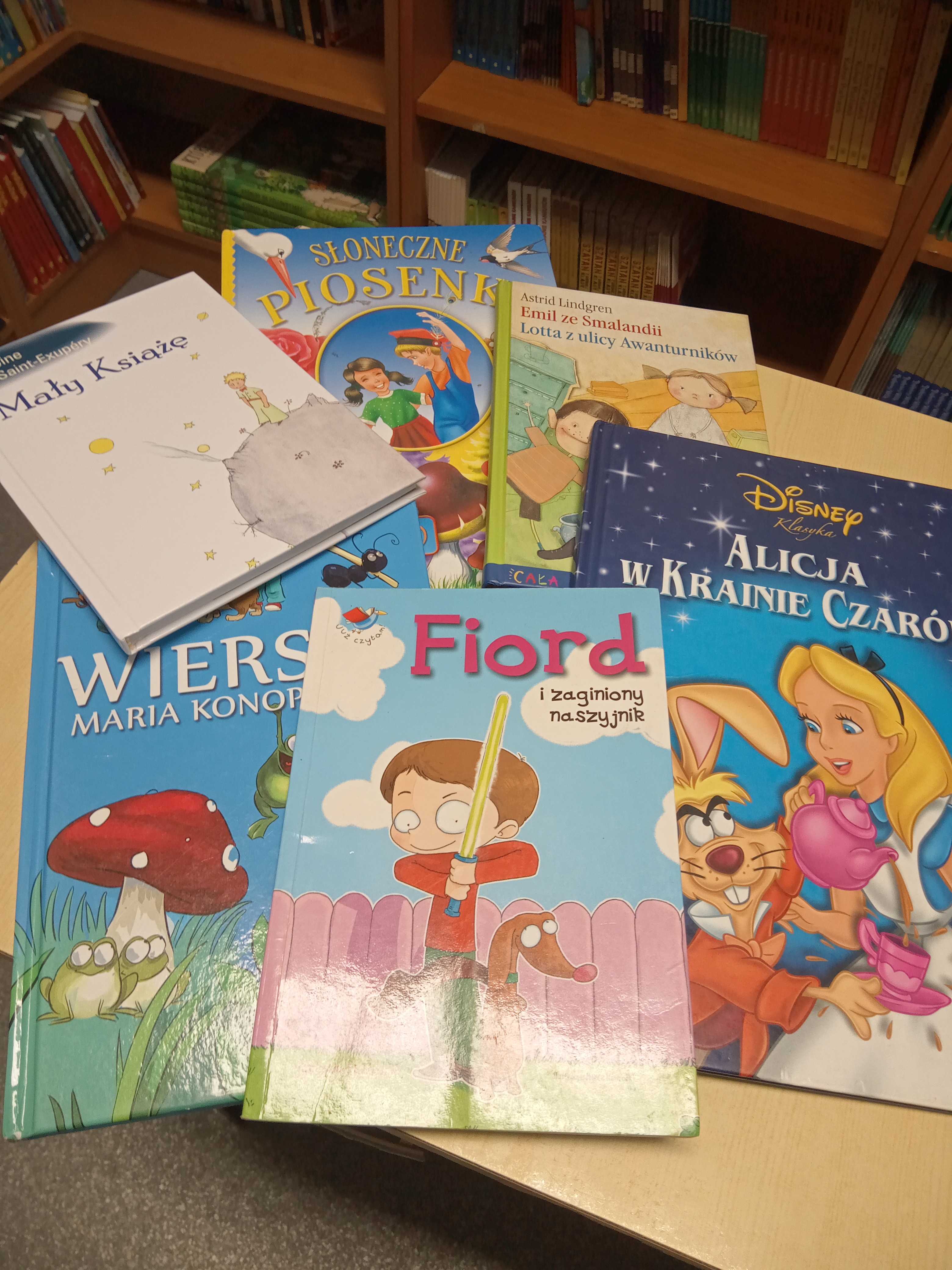 Akcja biblioteki szkolnej Podaruj ksi��k�
