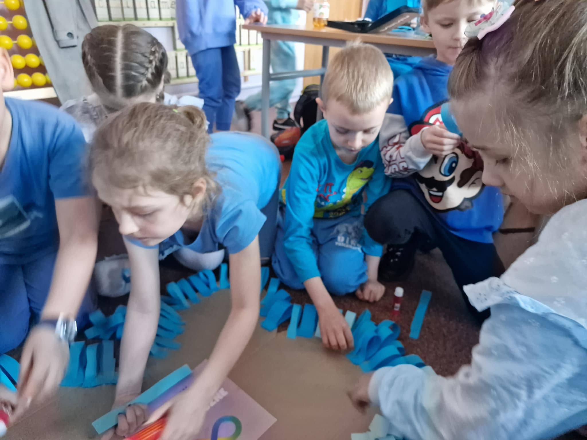�wiatowy Dzie� �wiadomo�ci Autyzmu 2025