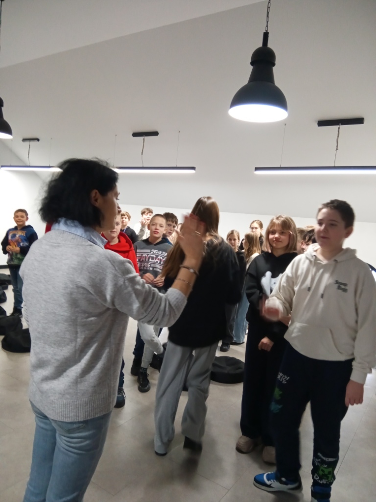 Zaj�cia integracyjne w Kamienicy Kultury 5a