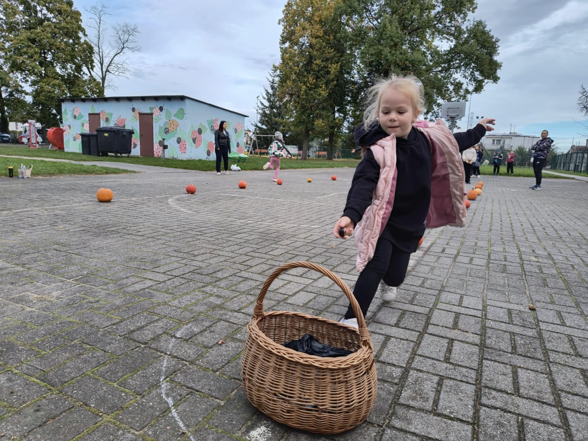 Jesienne odwiedziny przedszkolak�w 2024