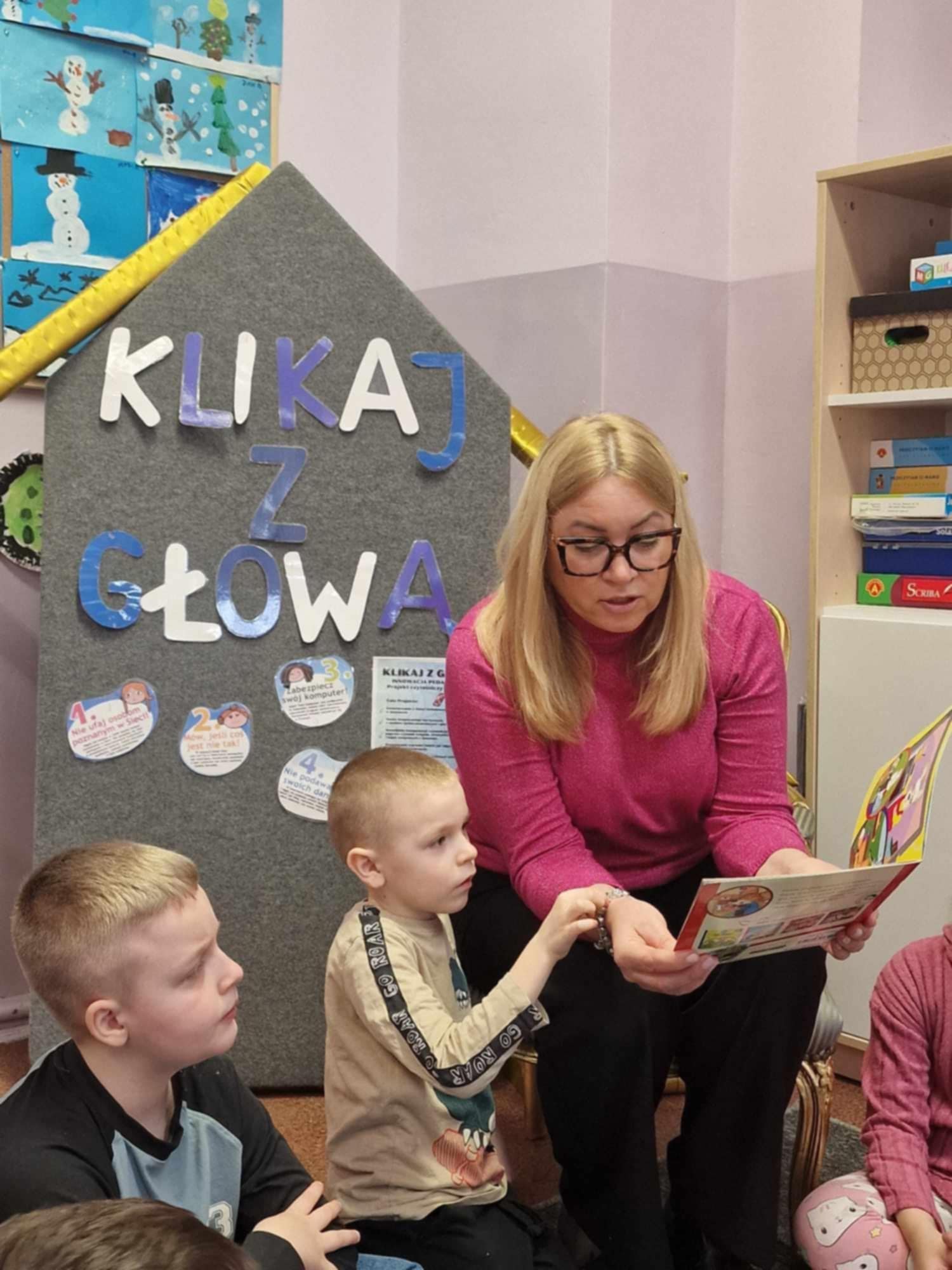 Klikaj z g�ow� - kolejny znany go�� w naszej szkole