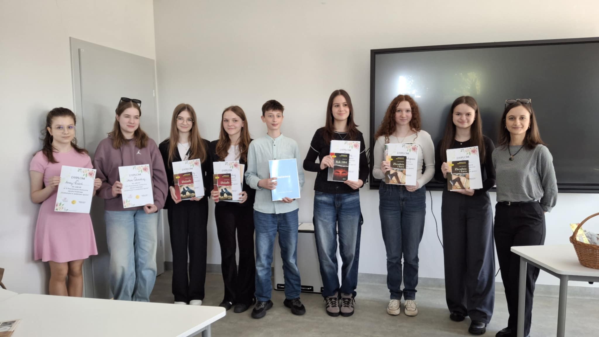 Powiatowy Konkurs J�zyka Polskiego Gramatyka to podstawa j�zyka