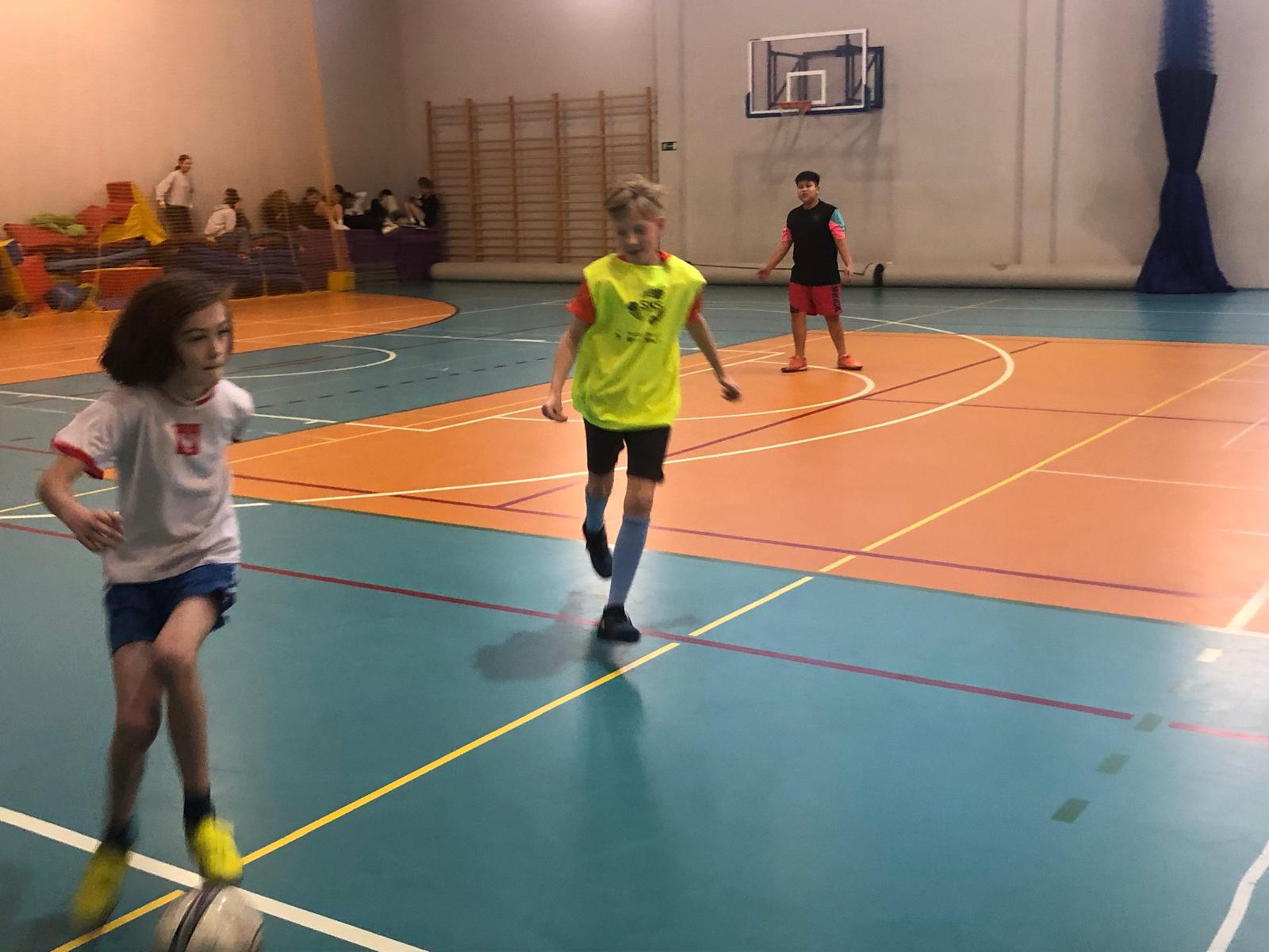 Miko�ajkowy turniej pi�ki no�nej 2024