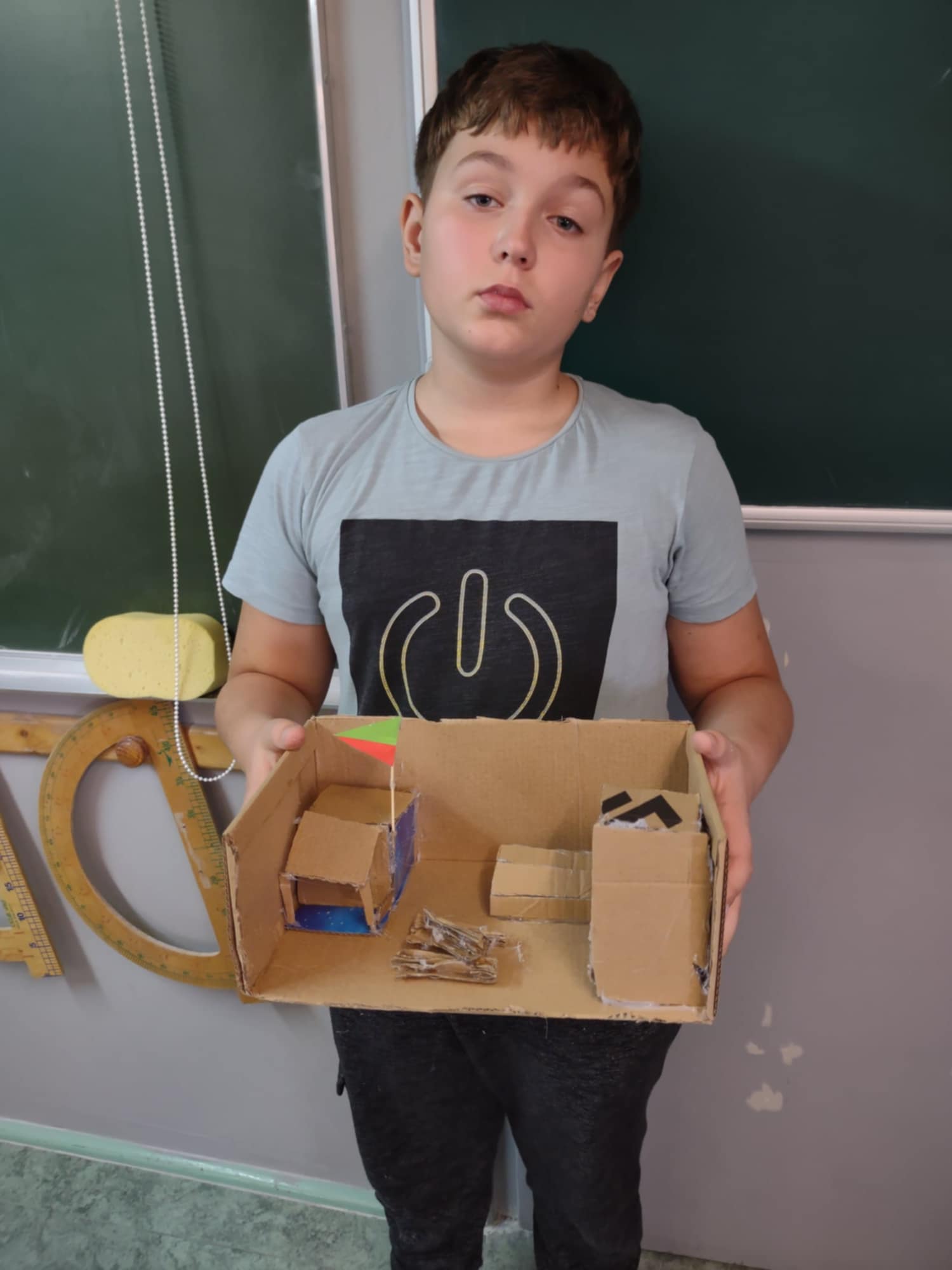 Polski - Lektura w pude�ku 5a