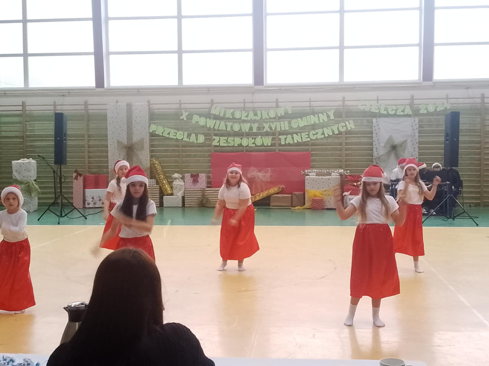 Miko�ajkowy X Powiatowy i XVIII Gminny Przegl�d Zespo��w Tanecznych Cielcza 2024