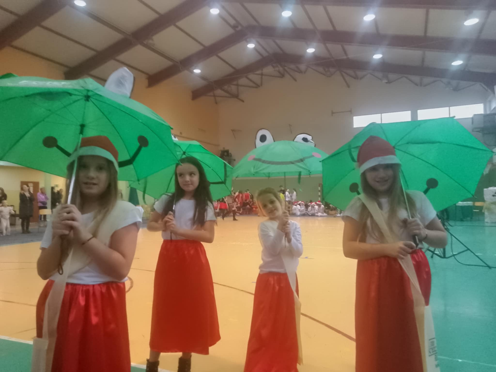 Miko�ajkowy X Powiatowy i XVIII Gminny Przegl�d Zespo��w Tanecznych Cielcza 2024