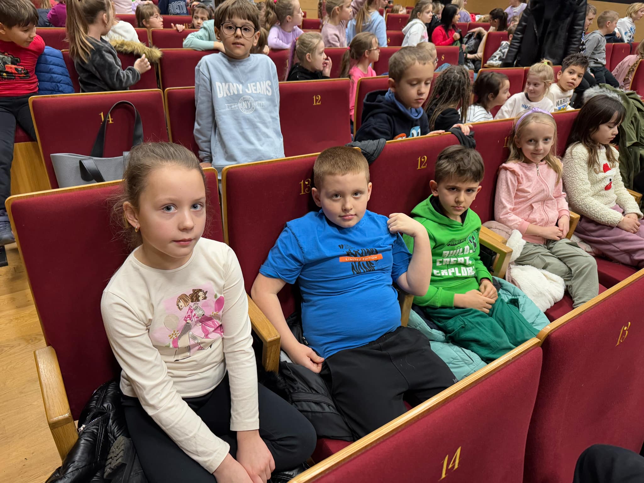 Spektakle teatralne w klasach I - III JOK stycze�, luty 2025