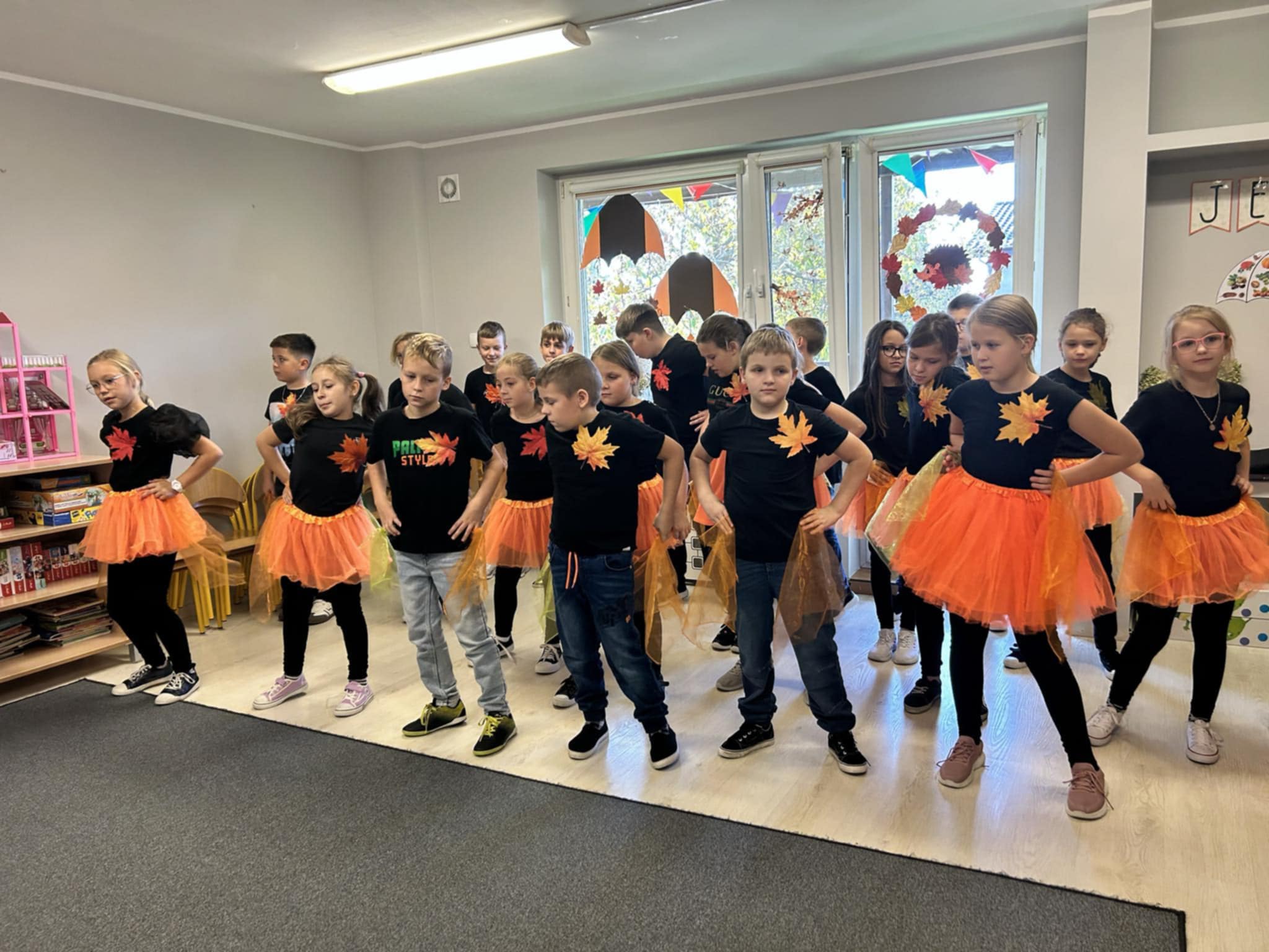 Jesienne spotkanie Przysz�a Jesie� do Przedszkola