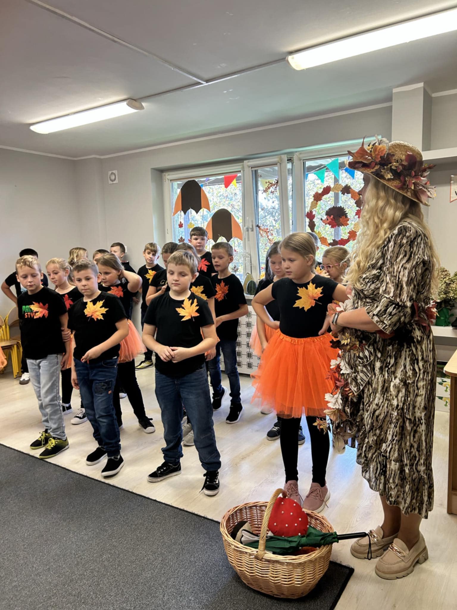 Jesienne spotkanie Przysz�a Jesie� do Przedszkola