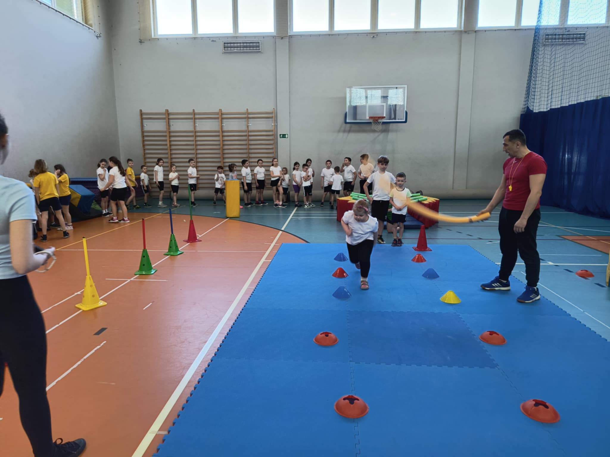 Spotkanie z przedszkolakami z Niepublicznego Przedszkola Geometryczny �wiat