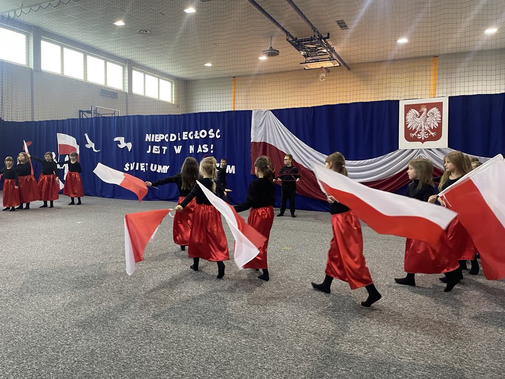 �wi�to Niepodleg�o�ci 2024 - taniec 2a2b