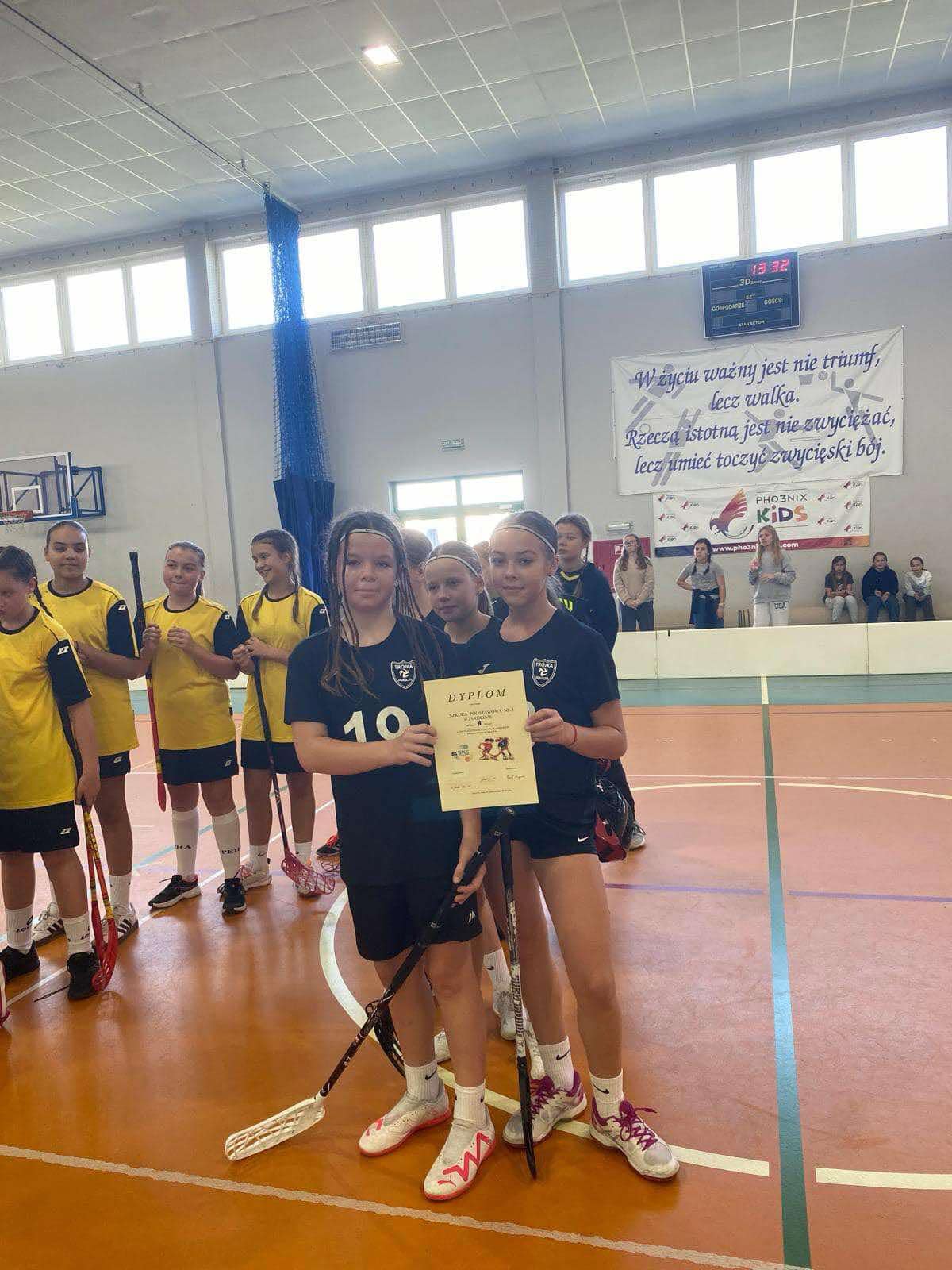 Mistrzostwa Powiatu Jaroci�skiego 2024 w unihokeja dziewcz�t kl 4-6