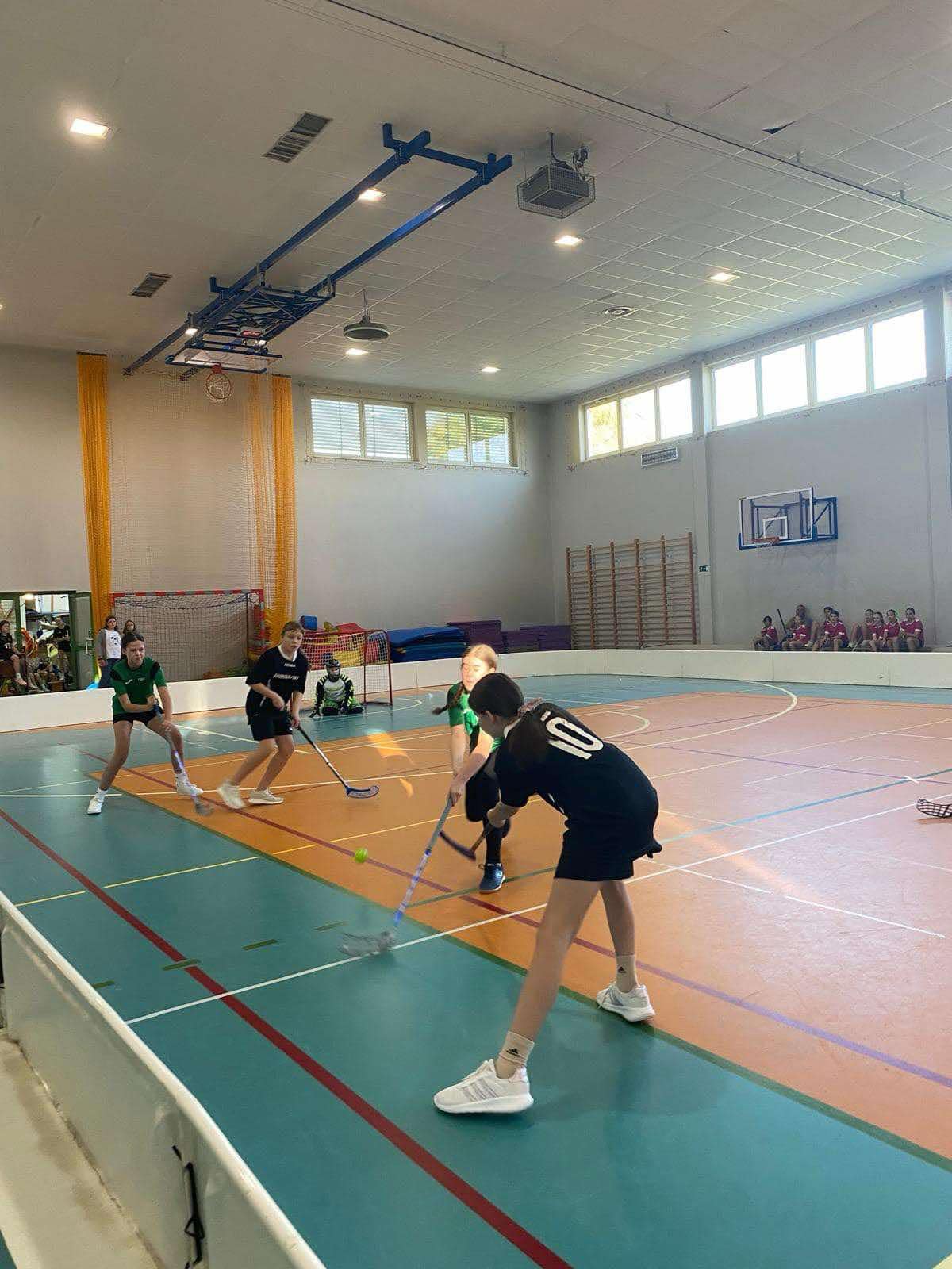Mistrzostwa Powiatu Jaroci�skiego 2024 w unihokeja dziewcz�t kl 4-6