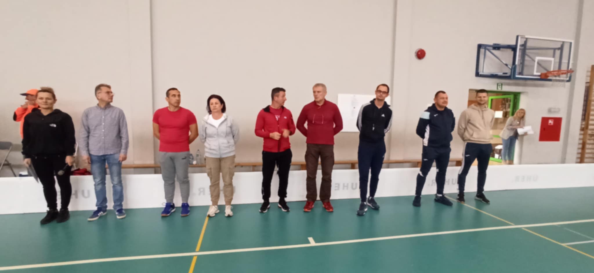 Zawody o Mistrzostwo Powiatu Jaroci�skiego w unihokeja dziewczyny kategoria 7-8