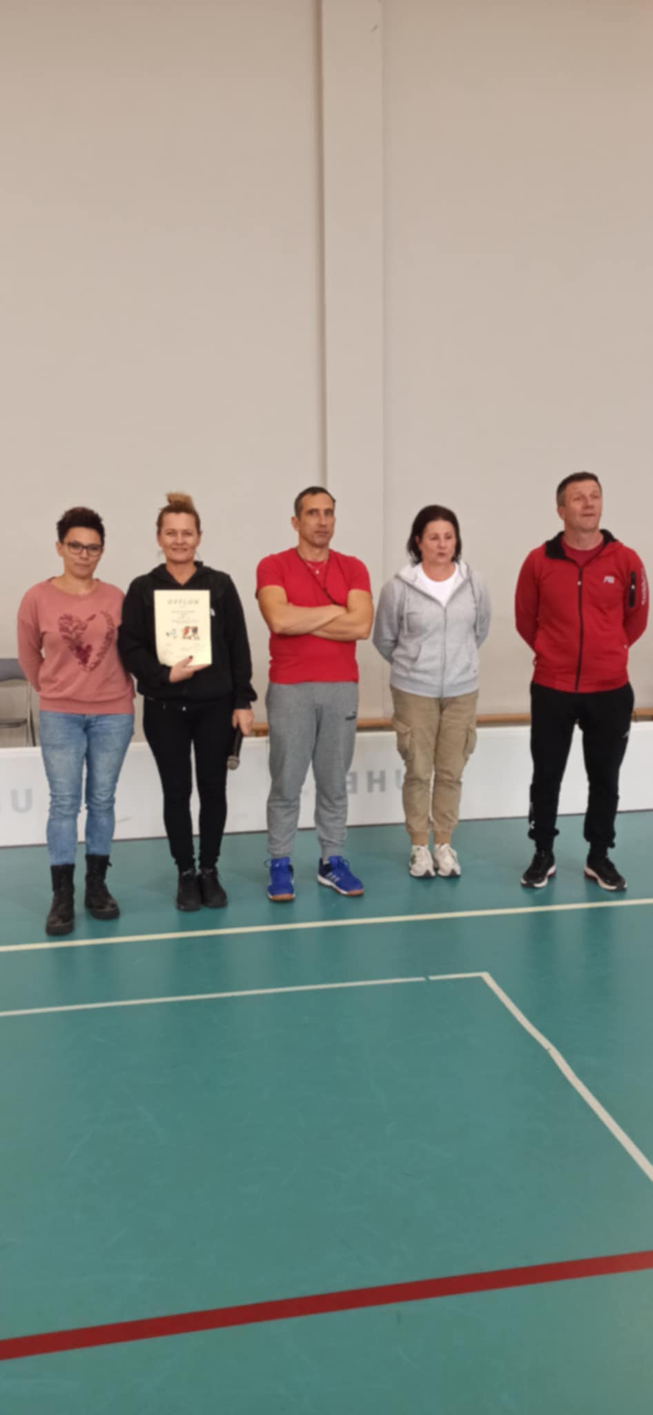 Zawody o Mistrzostwo Powiatu Jaroci�skiego w unihokeja dziewczyny kategoria 7-8