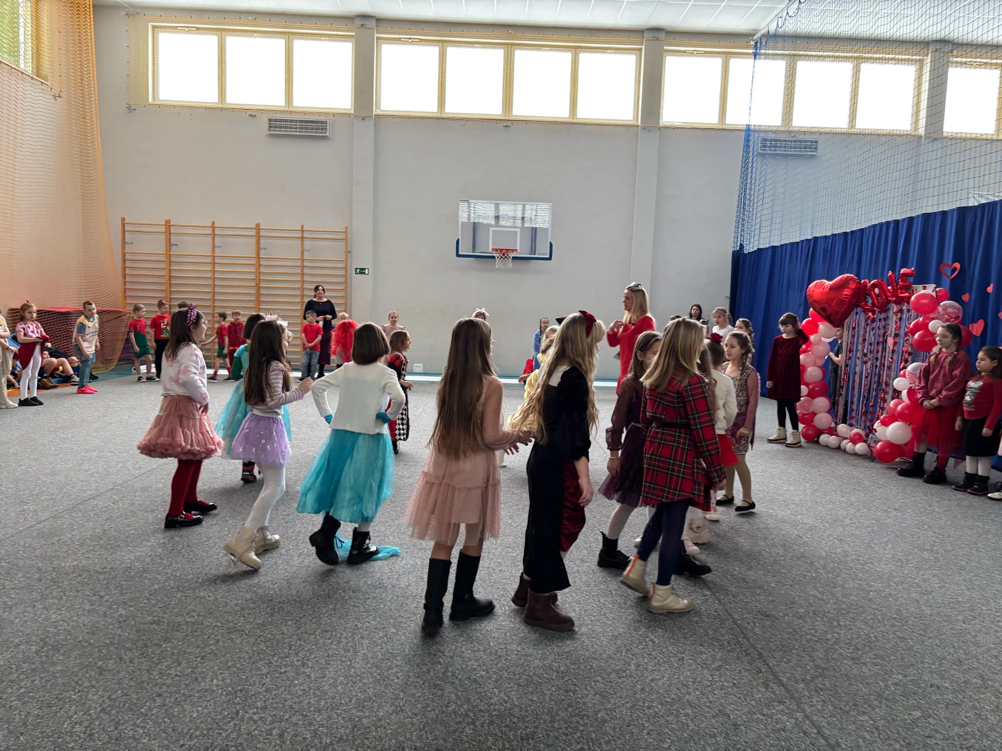 Walentynkowy Balik Karnawa�owy klas 1-3 2025