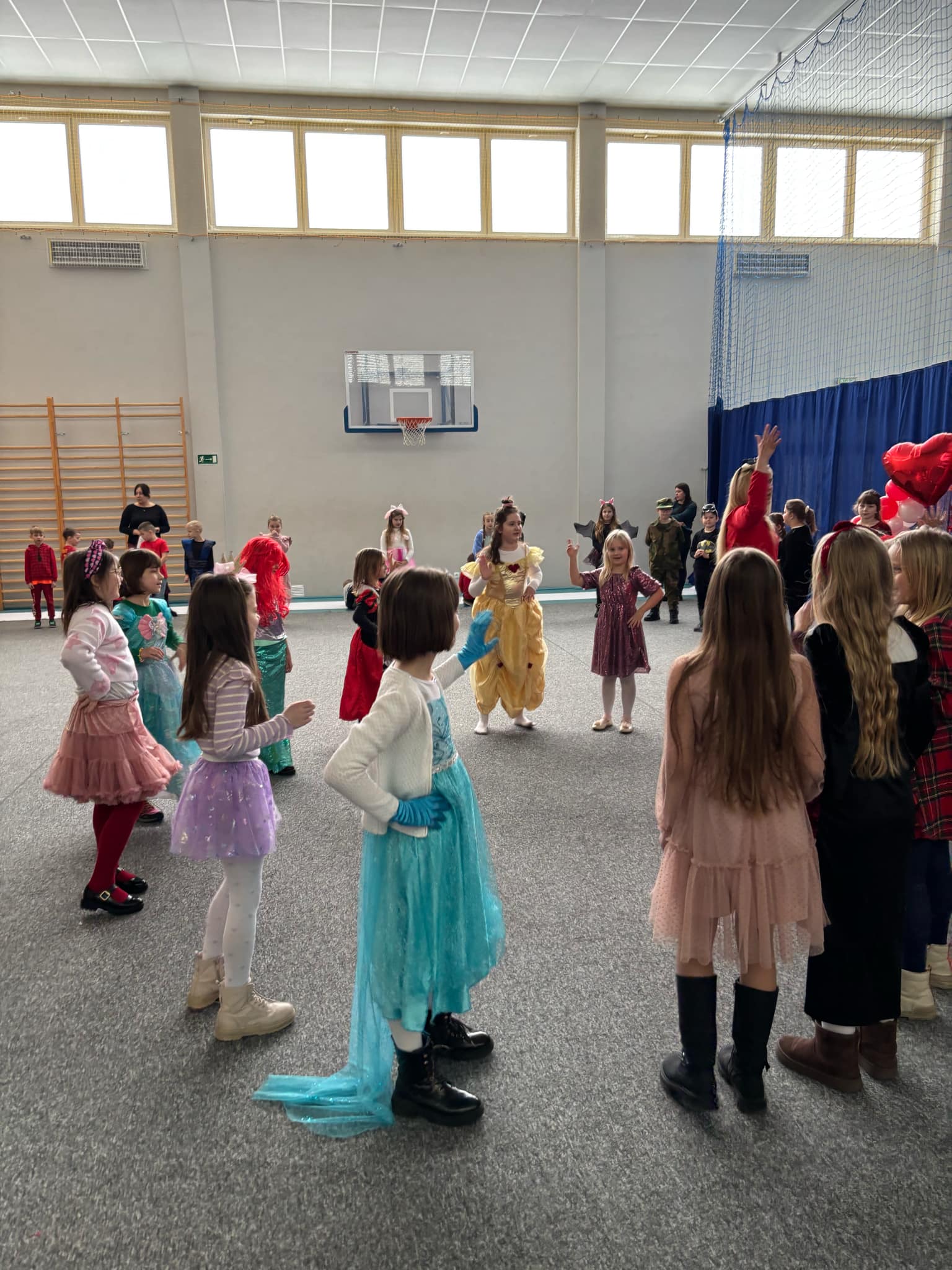 Walentynkowy Balik Karnawa�owy klas 1-3 2025