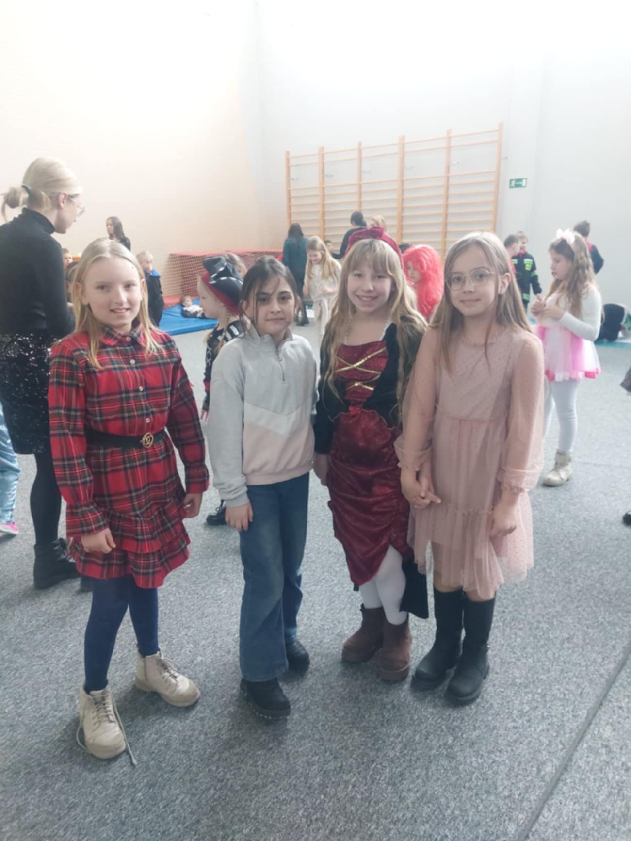 Walentynkowy Balik Karnawa�owy klas 1-3 2025