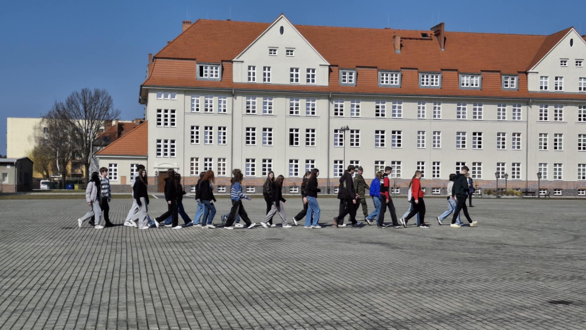 Wizyta w jednostce wojskowej 8a 8b