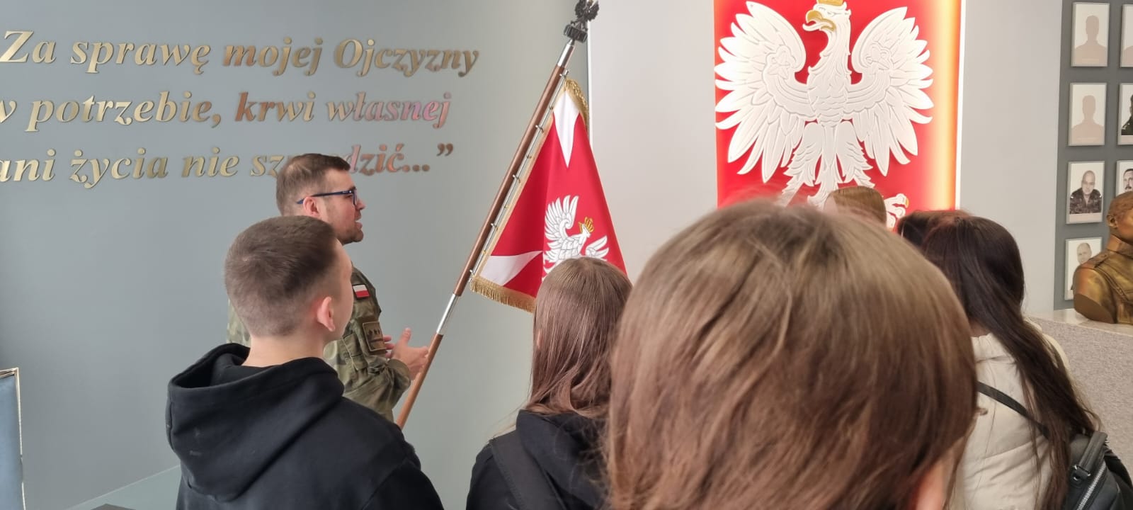 Wizyta w jednostce wojskowej 8a 8b
