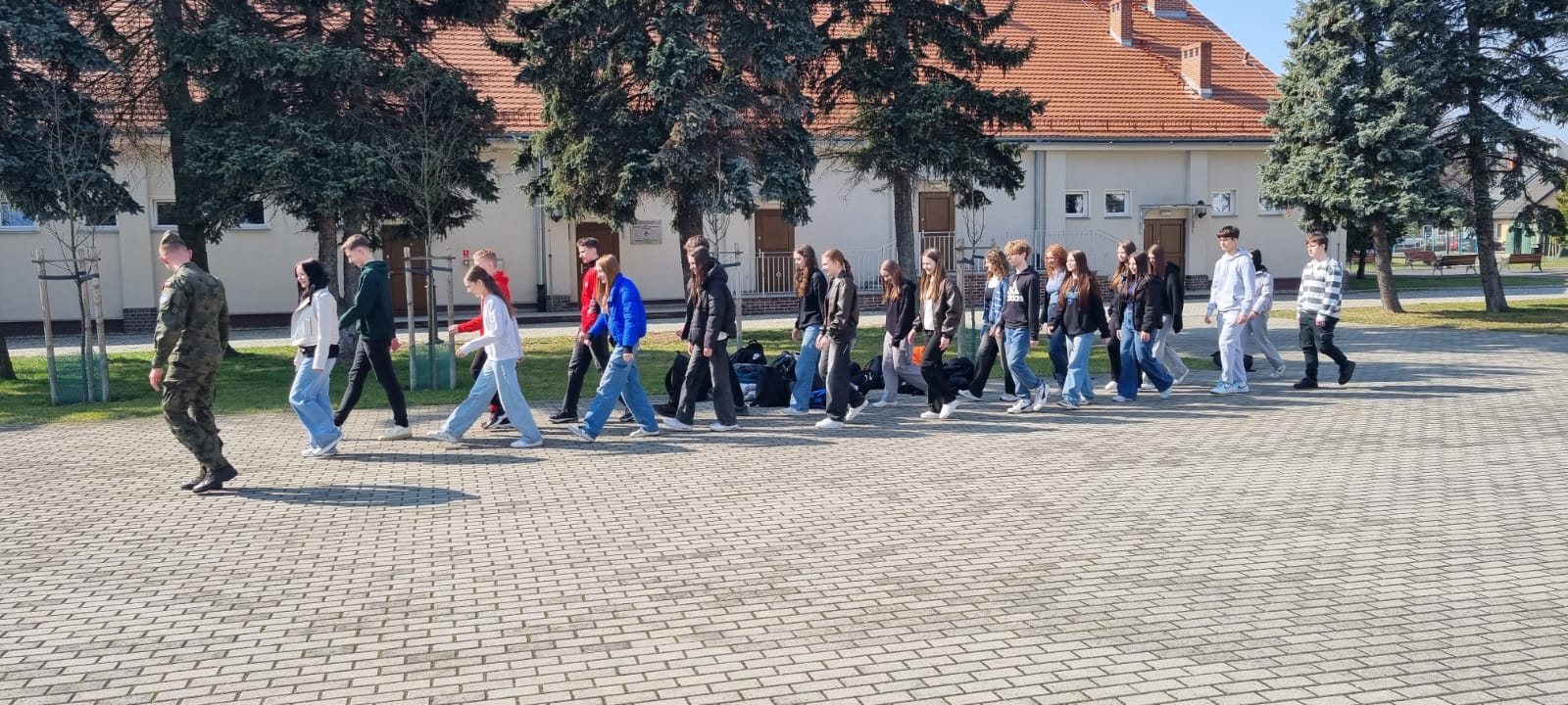 Wizyta w jednostce wojskowej 8a 8b