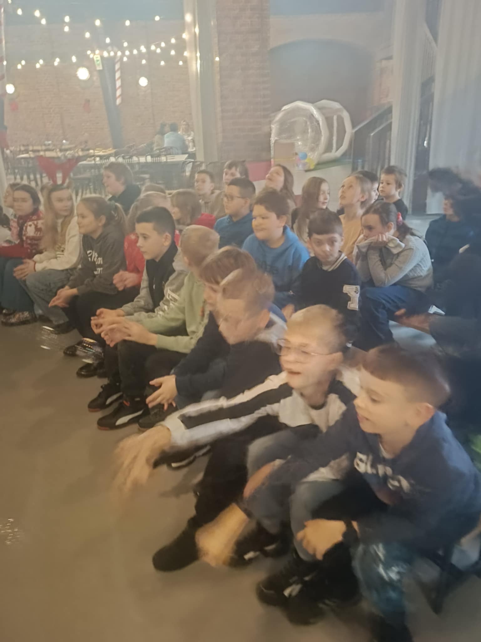 Wyciecka do Chatki �w. Miko�aja i Kraiy Elf�w 4a 4b