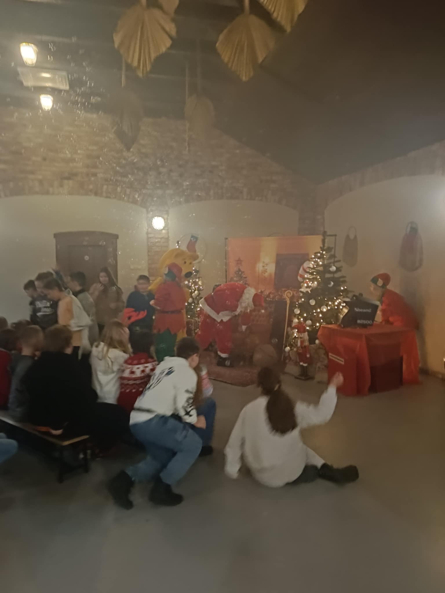 Wyciecka do Chatki �w. Miko�aja i Kraiy Elf�w 4a 4b