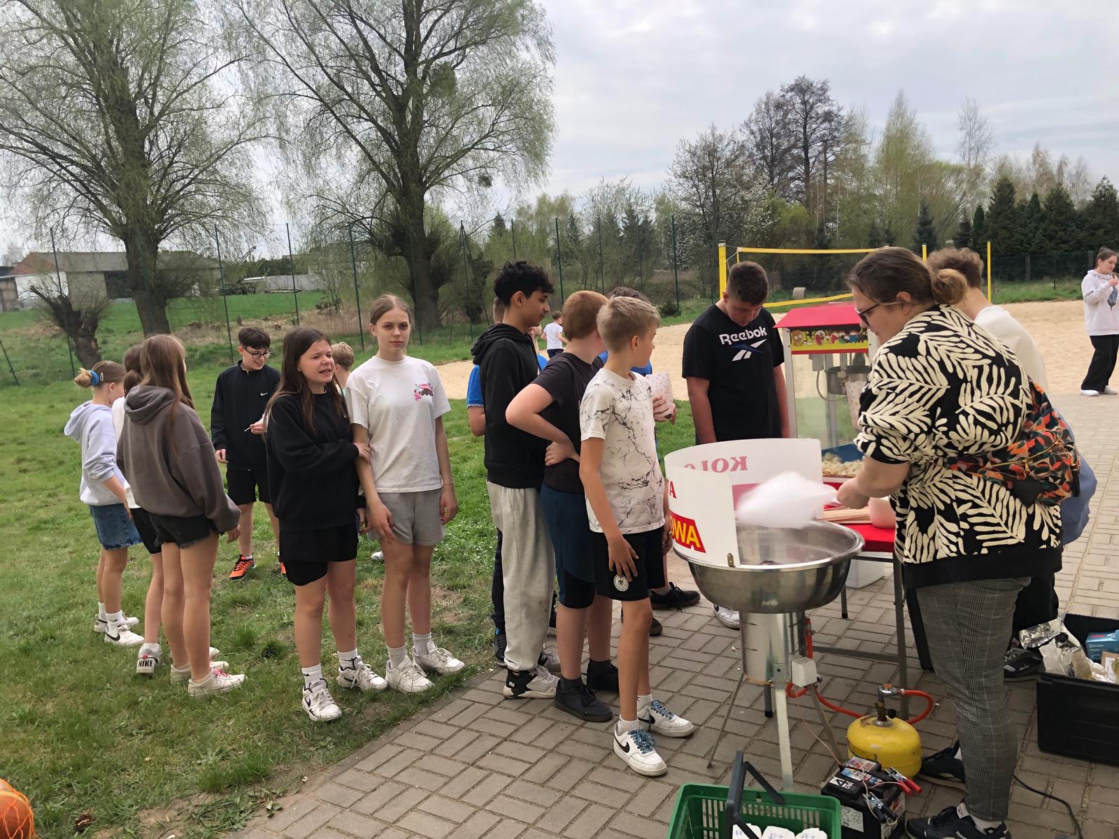 Nietypowy zaj�czek w klasie VIa