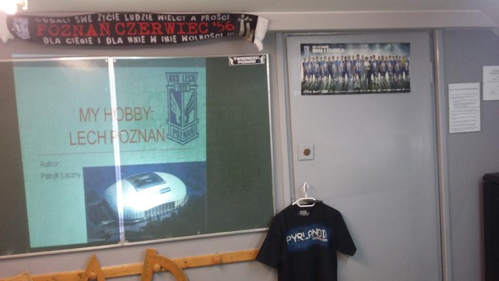 Prezentacje swoich zainteresowa� w j�zyku angielskim uczni�w klasy IIIa gimnazjum