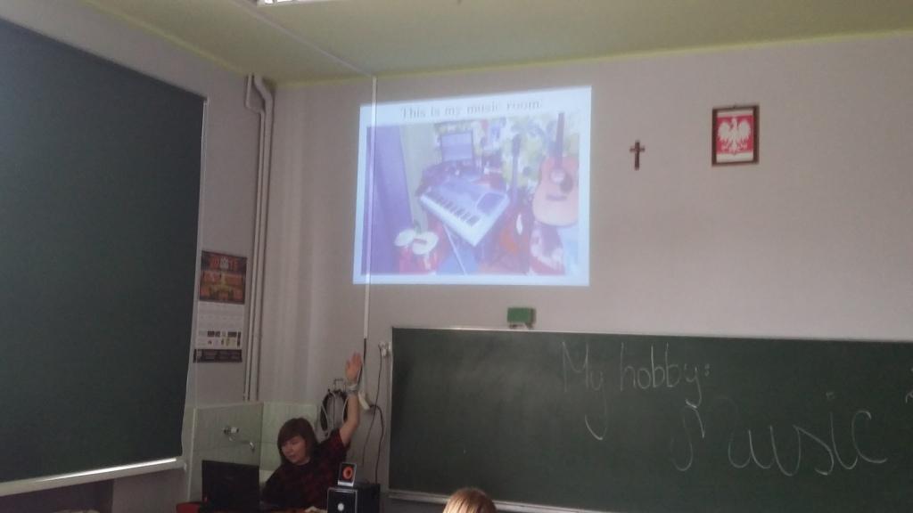 Prezentacje swoich zainteresowa� w j�zyku angielskim uczni�w klasy IIIa gimnazjum