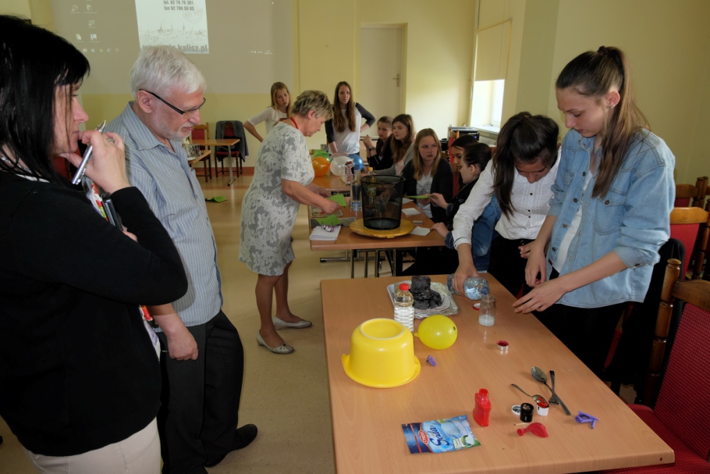 Konkurs fizyczny na ciekawe Do�wiadczenie fizyczne