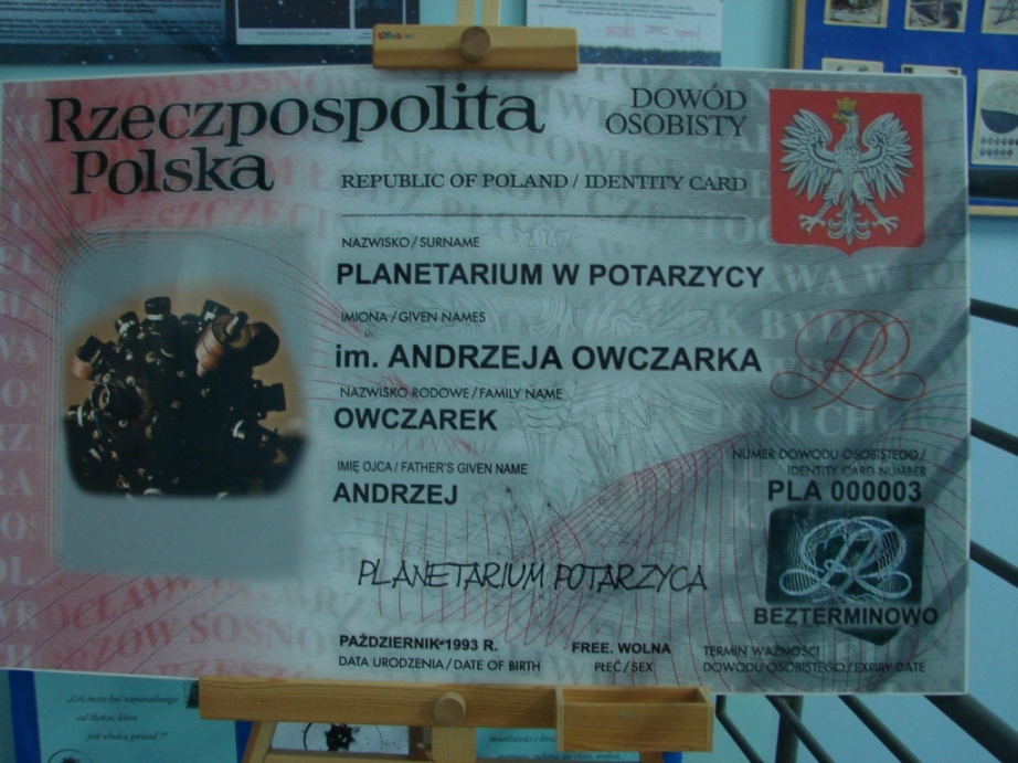 Wycieczka klasy drugiej do Planetarium w Potarzycy
