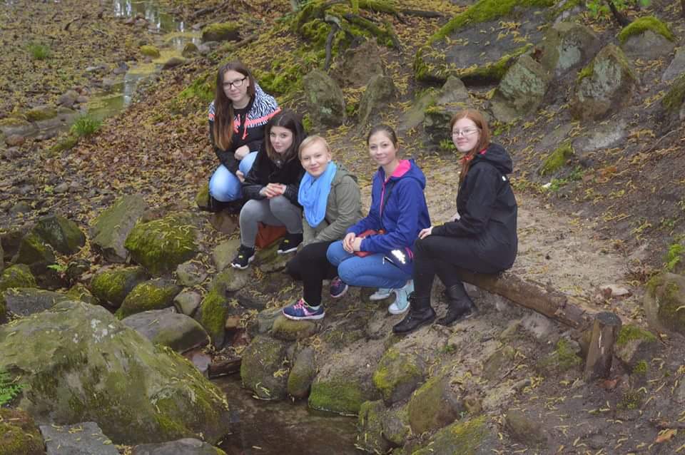Wycieczka do Tarc uczni�w realizuj�cych projekt edukacyjny
