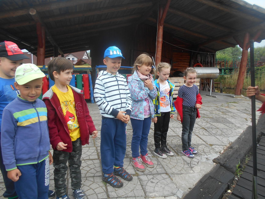 Wycieczka uczni�w klasy zero do Ko�ciana