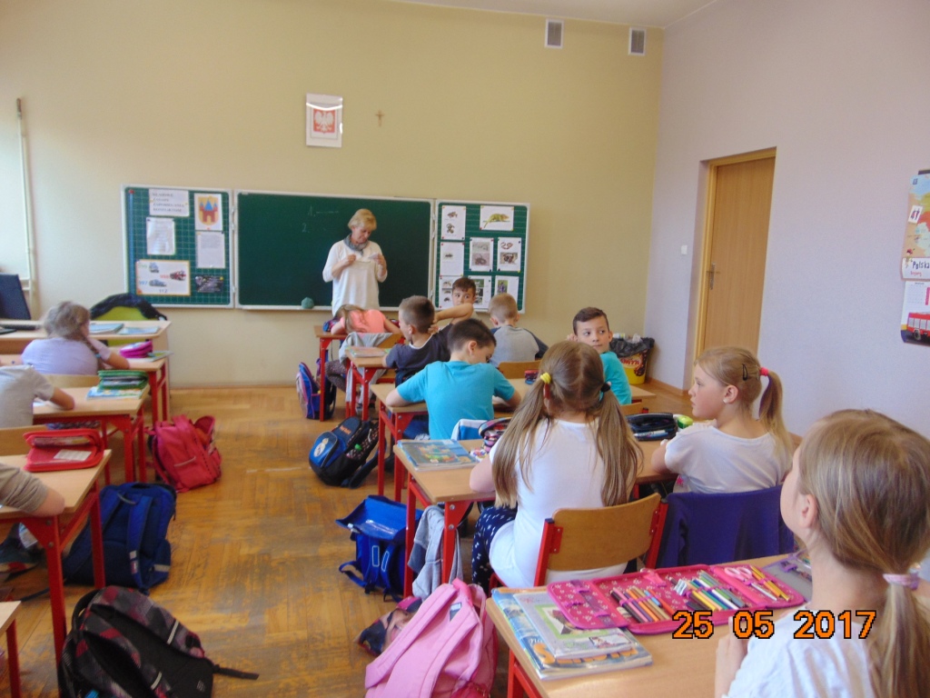 Kolejna akcja Czytanie na dywanie w klasie IIIa