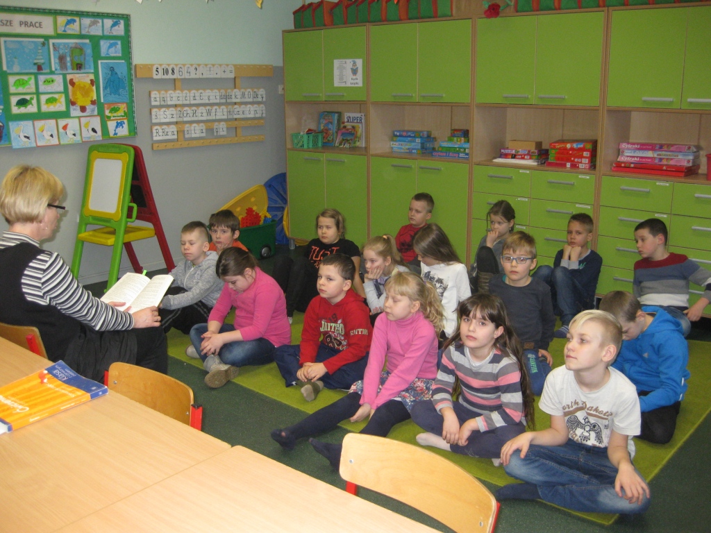 Czytanie na dywanie - klasa IIb