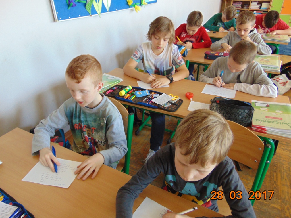 Kolejna akcja Czytanie na dywanie w klasach trzecich