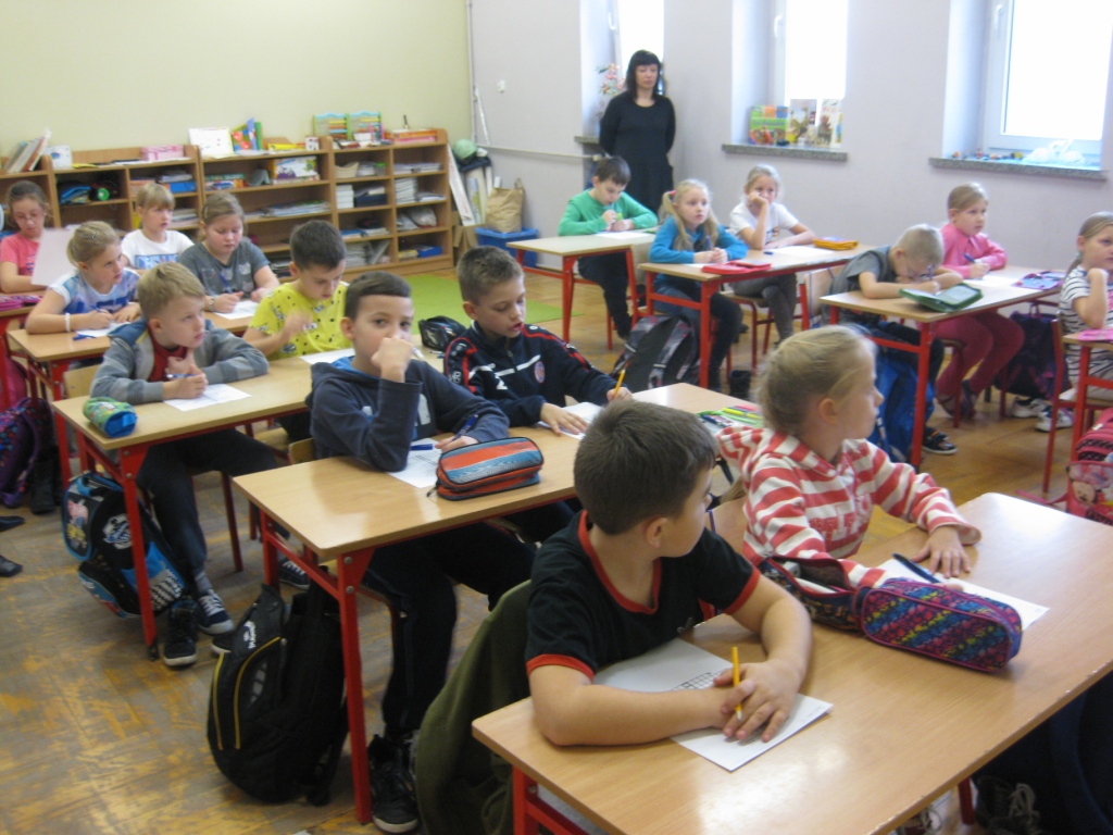 Czytanie na dywanie - klasa 3a
