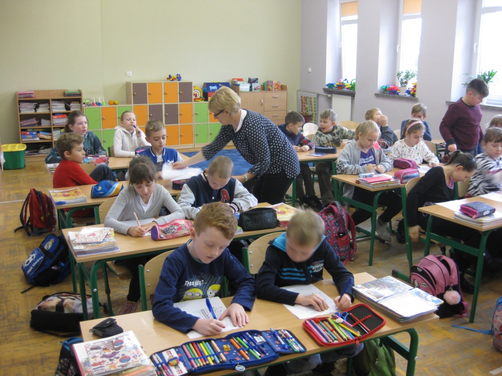Czytanie na dywanie - klasa 3b