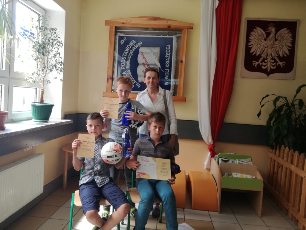 X Mi�dzyszkolny Konkurs Matematyczny Z bohaterami ksi��ek Kornela Makuszy�skiego w �wiat matematyki