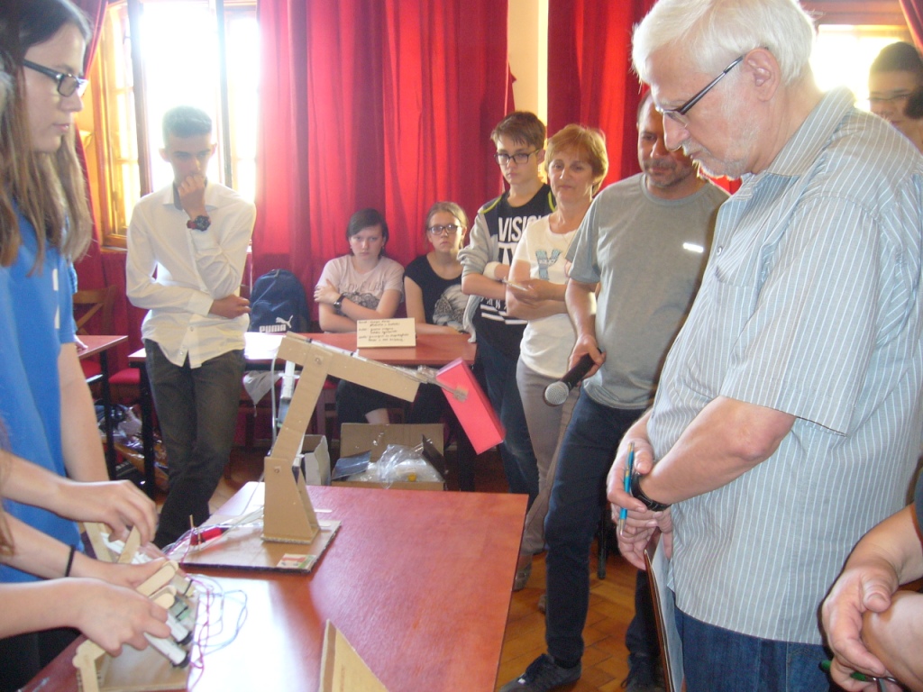 V Konkurs na Ciekawe do�wiadczenie fizyczne