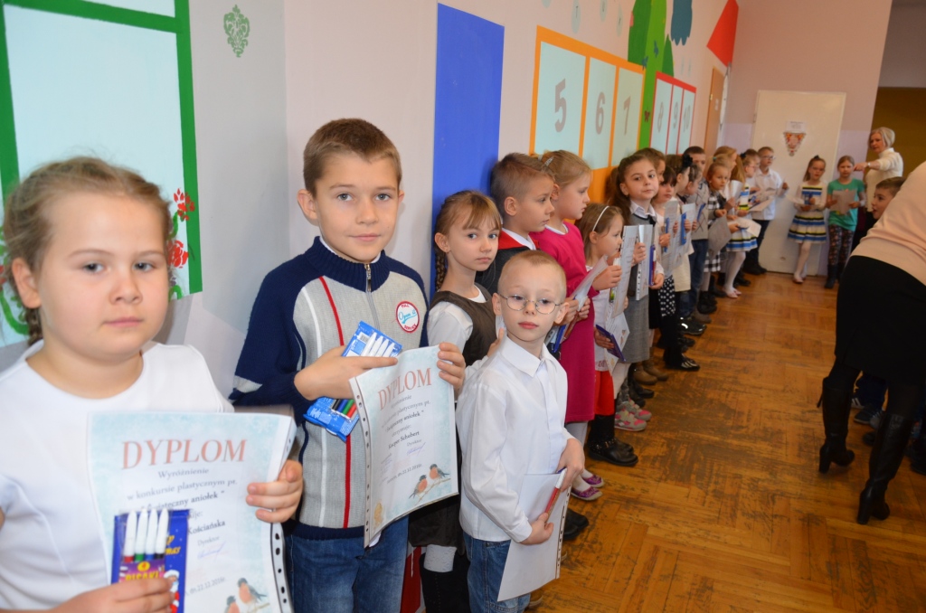 Konkurs plastyczny dla najm�odszych Naj�adniejszy anio�ek 2016