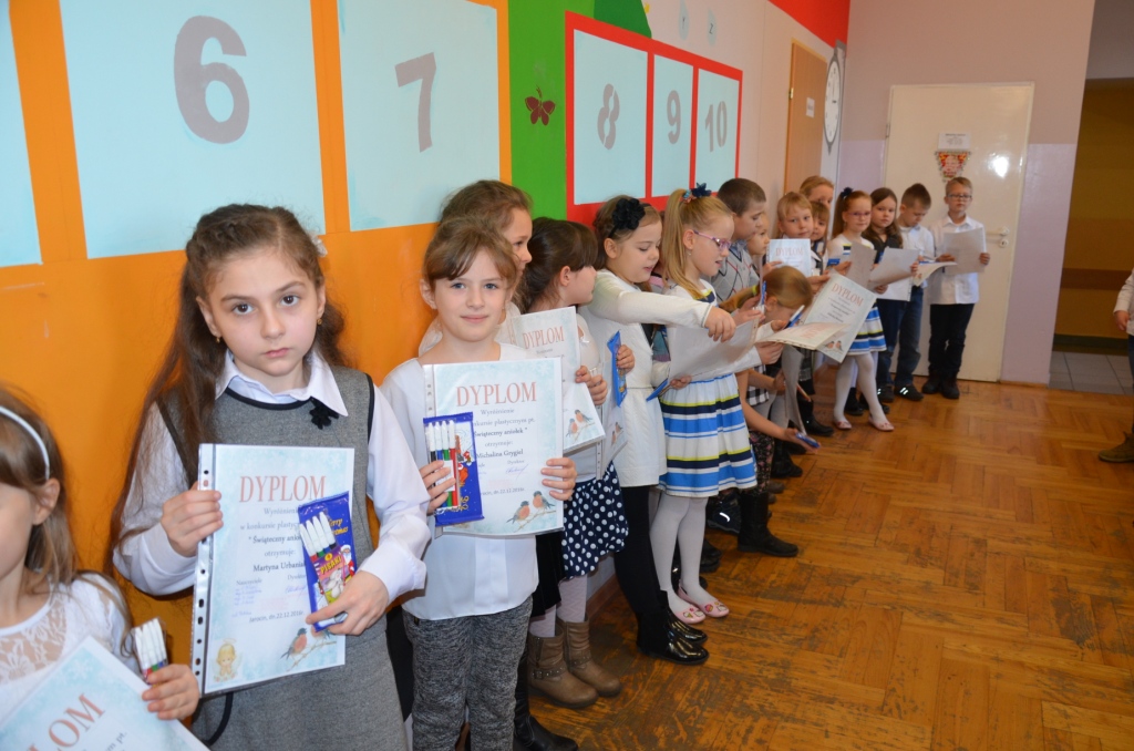 Konkurs plastyczny dla najm�odszych Naj�adniejszy anio�ek 2016
