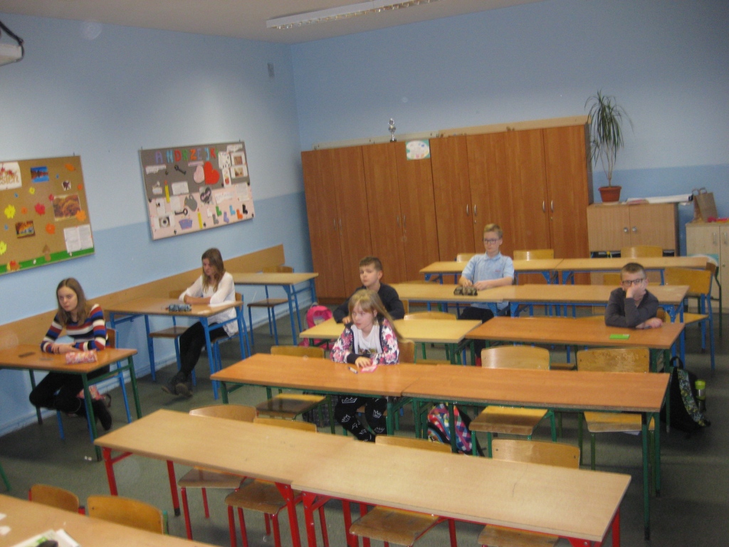 Wojew�dzki Konkurs Matematyczny dla uczni�w szk� podstawowych wojew�dztwa wielkopolskiego 2016 - etap szkolny