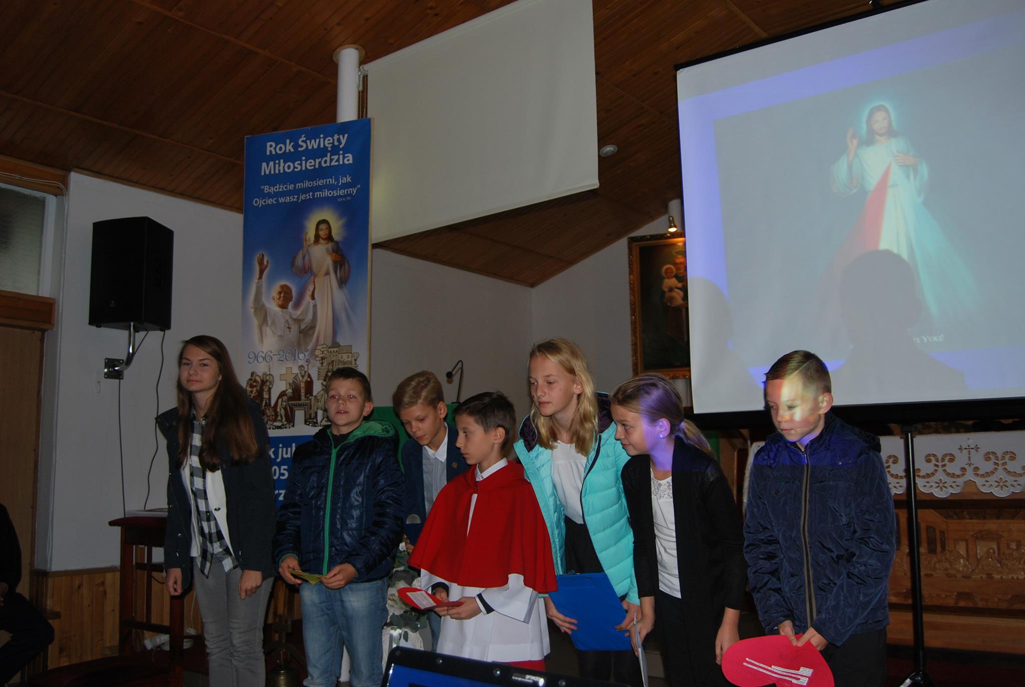 Wyst�p w ko�ciele z okazji XVI Dnia Papieskiego