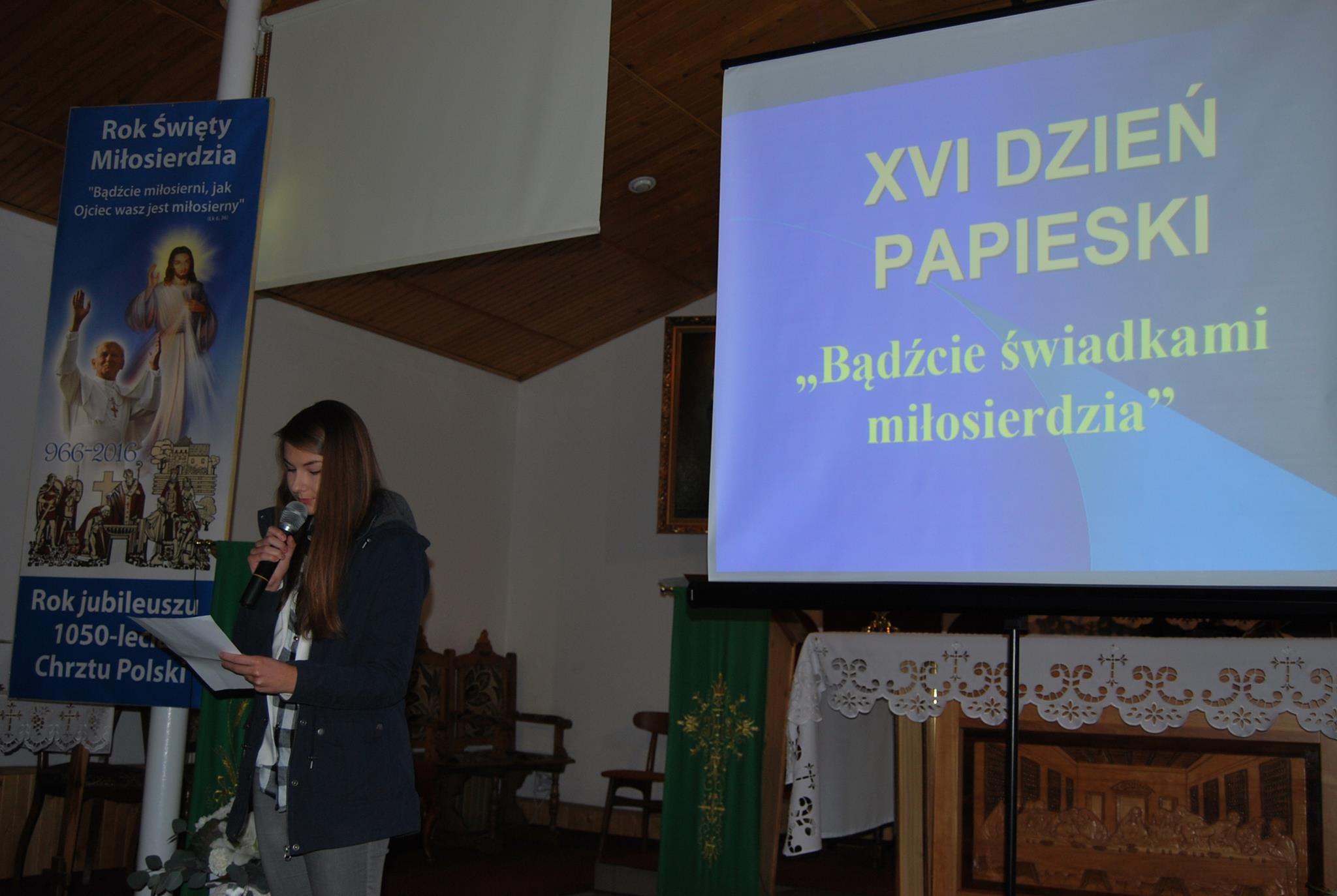 Wyst�p w ko�ciele z okazji XVI Dnia Papieskiego