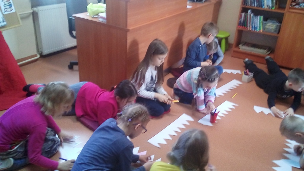 Udzia� uczni�w klasy IIb szko�y podstawowej w lekcji bibliotecznej
